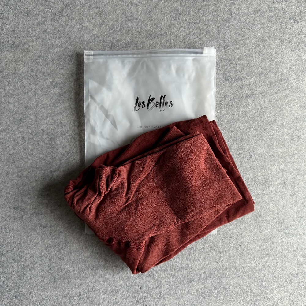 [ SOLD ] Les Belles – XL High Waist – Semi-Bordeaux BRAND NEW
